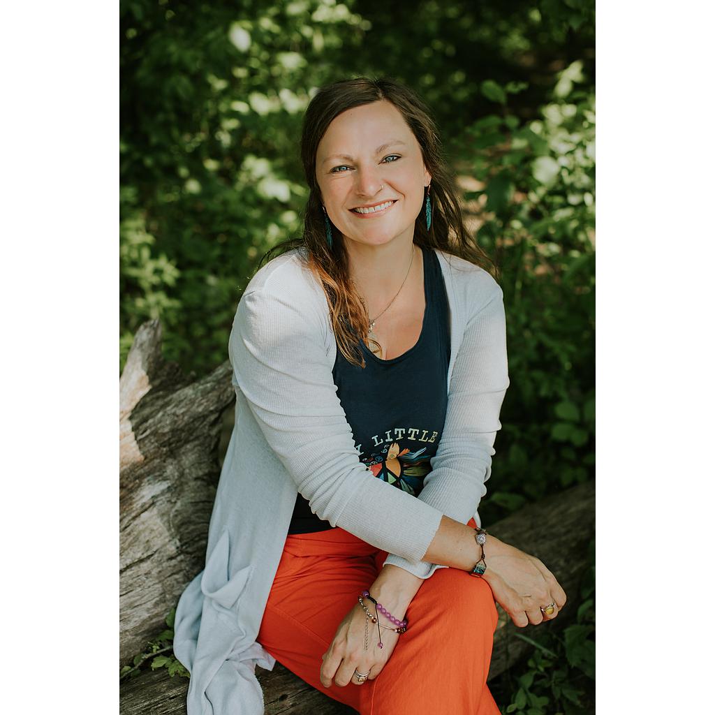 The Hippie Banker, Beth Elliott